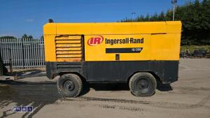 2000 INGERSOLL RAND 12/235 fast tow compressor c/w Caterpillar 3306 engine (s/n 890504) - 2