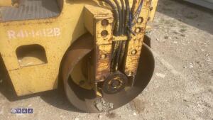 AMMANN DTV233 double drum roller - 11