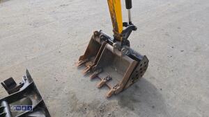 2019 Jcb 8008 micro c/w 3 buckets - 16