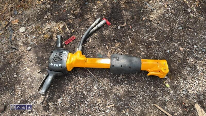 JCB hydraulic breaker