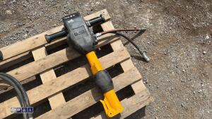 JCB hydraulic breaker