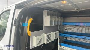 Ford transit custom - 17