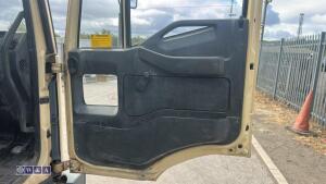 2000 IVECO FORD NEW CARGO 7.5t tipper (X651 WDH) (V5 & folder of service documents in office - 17
