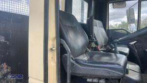 2000 IVECO FORD NEW CARGO 7.5t tipper (X651 WDH) (V5 & folder of service documents in office - 23