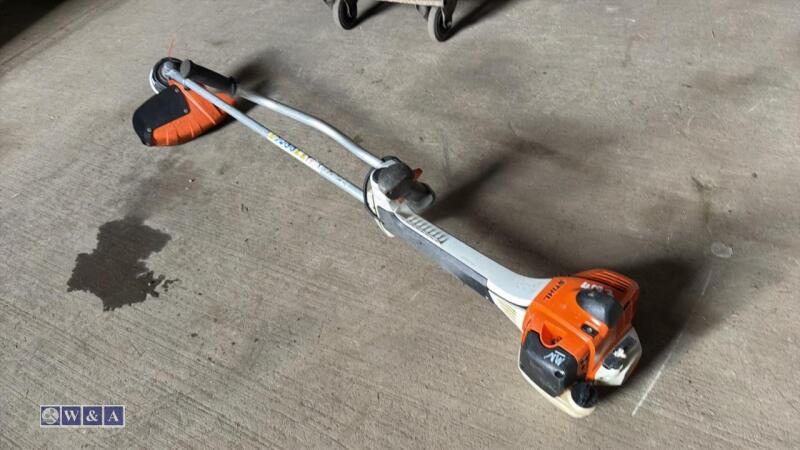 STIHL FS410 petrol strimmer (8381X385)