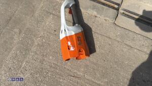 STIHL HT85 long reach cordless pole pruner - 4