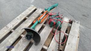 QUALCAST 240v hedge cutter & BLACK & DECKER 240v strimmer - 2