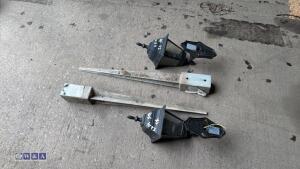 2 x outdoor lights c/w stands