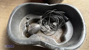 2 x plastic ponds & 240v water pump - 2