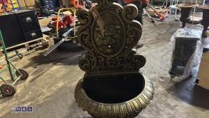 Wall fountain (bronze colour)