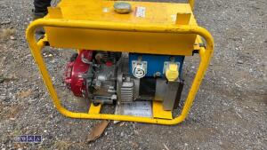 HARRINGTON 110v petrol generator - 5