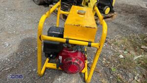 HARRINGTON 110v petrol generator - 6