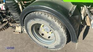 Volvo sweeper - 13