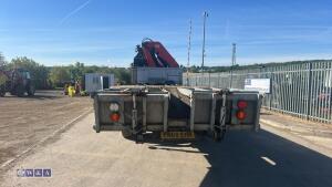 Iveco stralis 310 cheese wedge flat bed c/w pm crane - 4