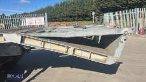 Iveco stralis 310 cheese wedge flat bed c/w pm crane - 21