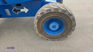 JLG lift - 10