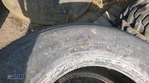 2 x SUPER SINGLE tyres (385/65R 225) - 4