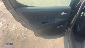 Peugeot 207 - 16
