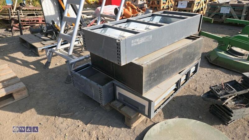 Quantity of metal drawers