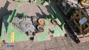JOHN DEERE outfront mower deck spares - 4