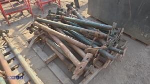 Quantity of acro props (short) - 2