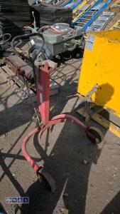 Barrel lifting trolley - 3