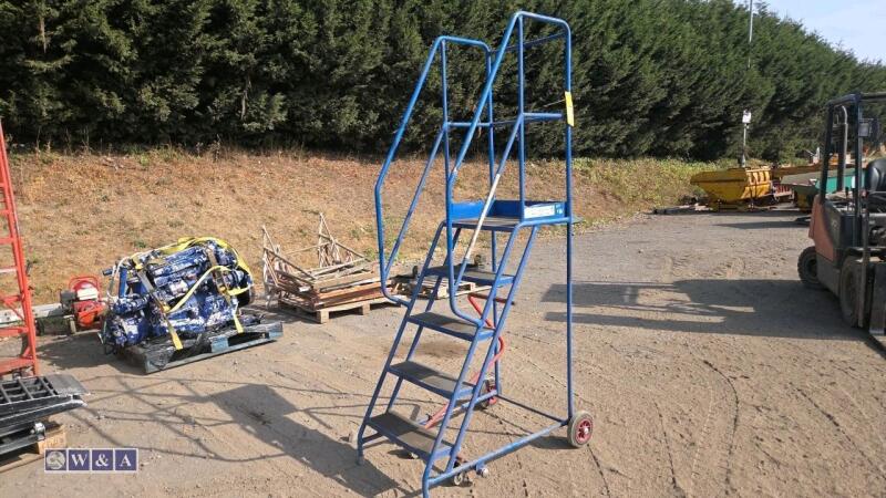 Wheeled steps