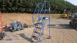 Wheeled steps