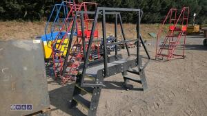 Gantry steps - 3