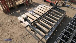 Forklift back guard - 3
