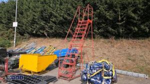 Warehouse steps