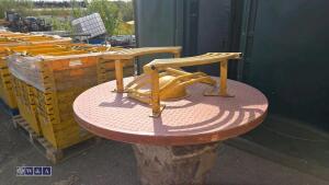 Childs roundabout - 2