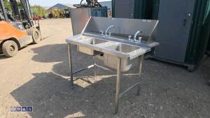 Double drain sink unit - 2