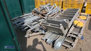 Scaffold tower (4 x pallets) - 3