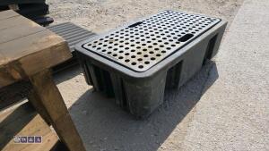 Plastic drip tray