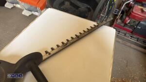 STIHL HS86R petrol hedge trimmer - 6