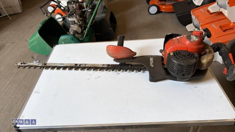 ECHO petrol hedge trimmer
