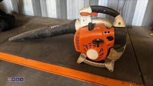 STIHL petrol leaf blower