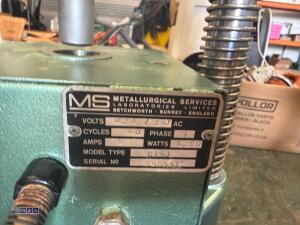 METASERV 240v mounting press c/w attachments - 7