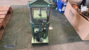 METASERV 240v mounting press c/w attachments - 5
