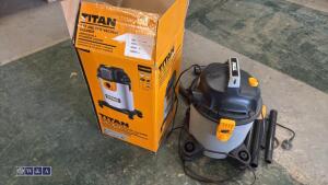 TITAN 240v vacuum - 5
