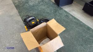 TITAN 240v vacuum - 4
