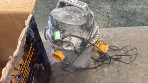 TITAN 240v vacuum - 5
