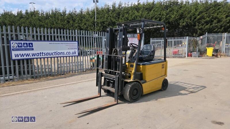 Caterpillar EP20K-PAC forklift