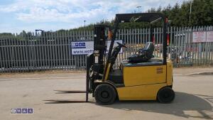 Caterpillar EP20K-PAC forklift - 2