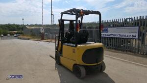Caterpillar EP20K-PAC forklift - 3