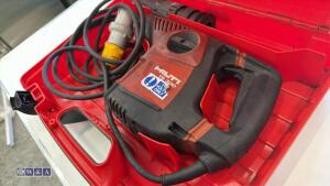 HILTI TE300 110v needle gun c/w case (3285418) - 4