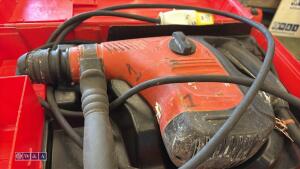 HILTI TE40 110v SDS drill c/w case (3244916) - 3