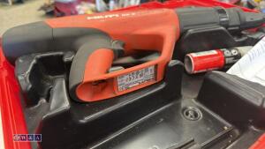 HILTI DX5 cordless nail gun c/w case (3343144) - 4
