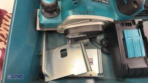 MAKITA DKP180 18v planer c/w case (3340755) - 4